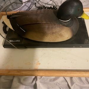 MALLARD HOME PHONE!!! Awesome home phone definitely a conversation piece.